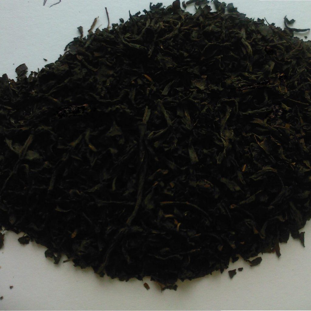 Чай килограмм купить. Чай черный листовой. Черный чай иранский. Чай листовой иранский. Чай индийский листовой.