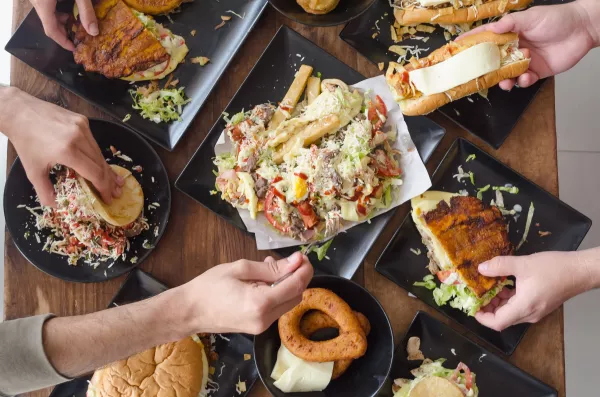 В Госдуму вносят законопроект об отмене НДС на розданные просроченные продукты