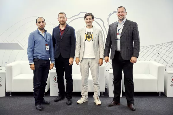 Инлайн представил на «Российском промышленнике» реальные кейсы ИИ-цифровизации